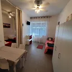 Hb Bonomelli 15 Guest house